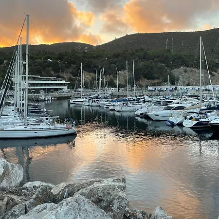 With Swimming Pool * Sesimbra