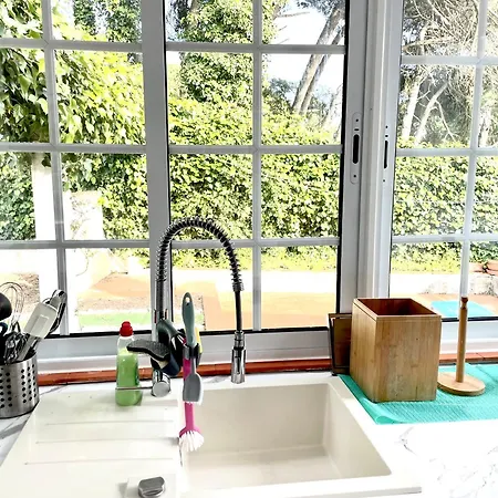 With Swimming Pool Sesimbra