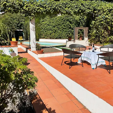 Apartmán With Swimming Pool